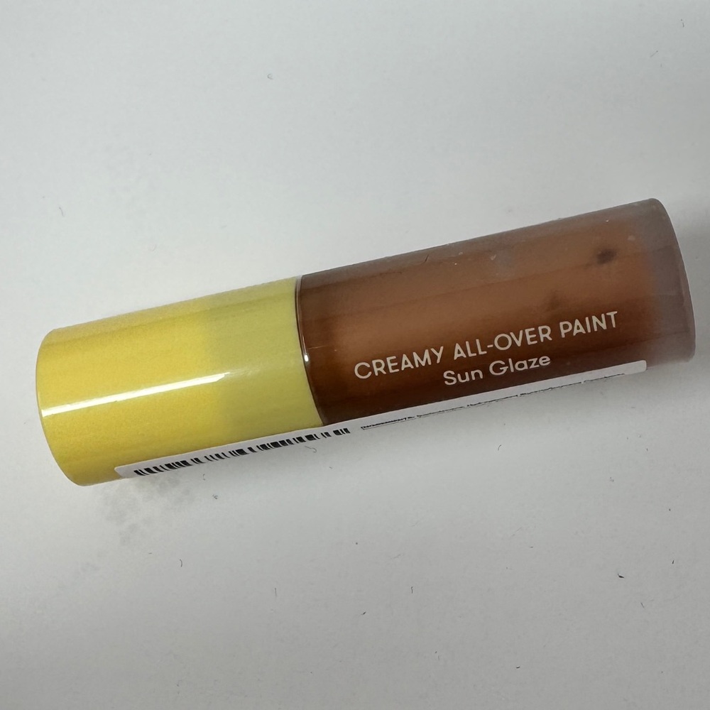 BLK creamy All over paint Sun Glaze